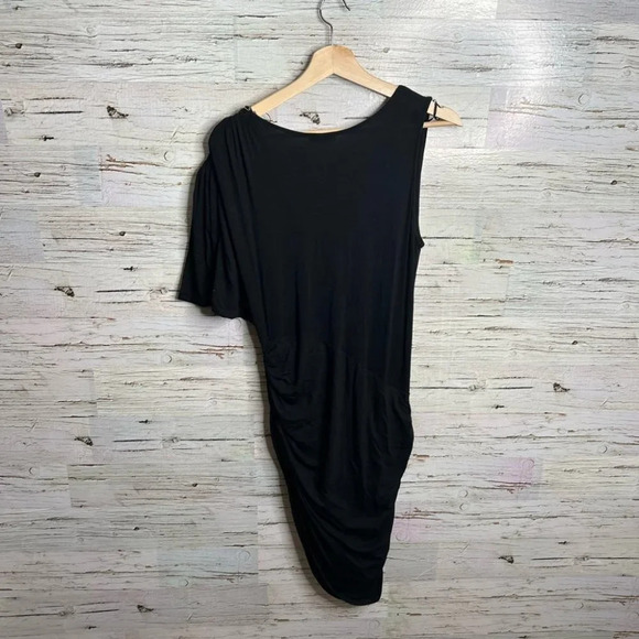 Miss selfridge dress black sparkly size medium  ruffle - Picture 9 of 9